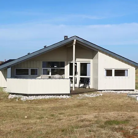 Stian - 200m From The Sea By Interhome