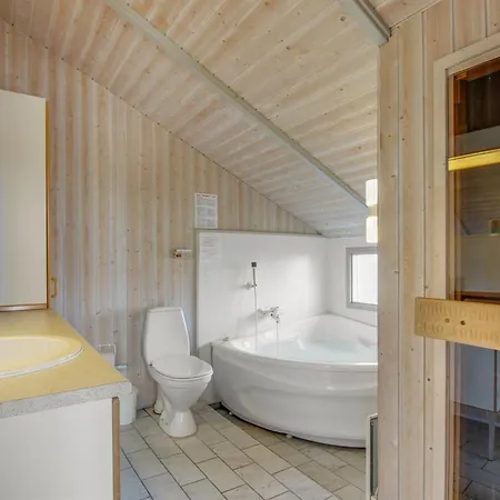 Nyaraló Stian - 200m From The Sea By Interhome *